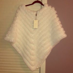 Jayley Poncho Never Been Worn